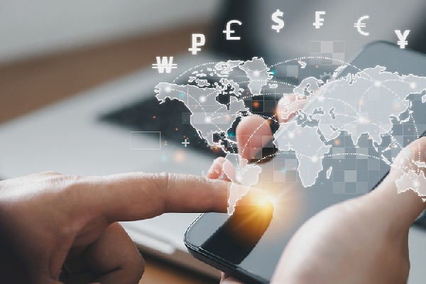 中金印度消费REIT:邱延冰,基金管理公司副总经理